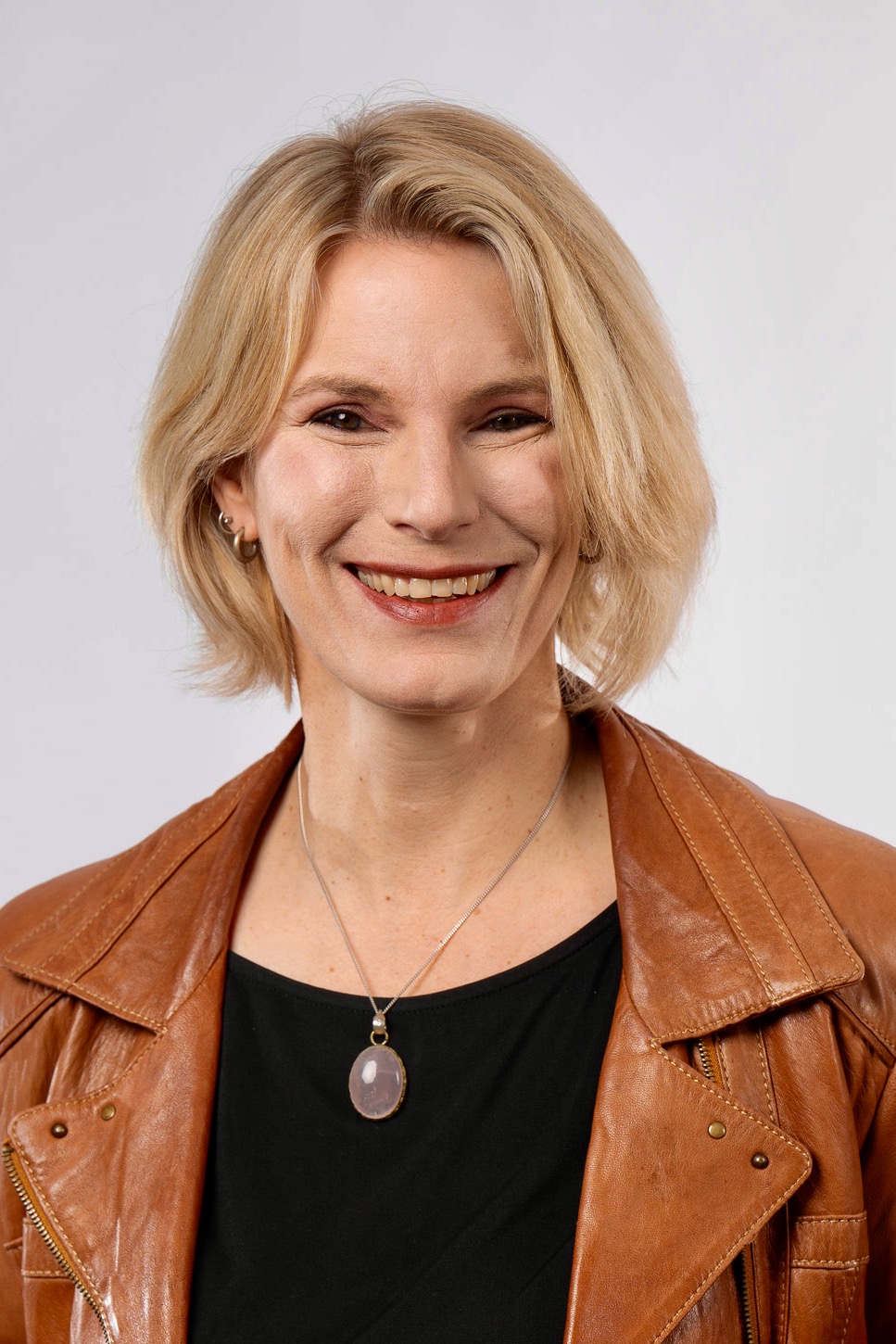 Dr Monika Hein Phonetikerin Rednerin Stimm Coach 
